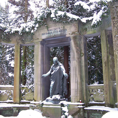 Grabsttte Rmer auf dem Friedhof Hainsberg